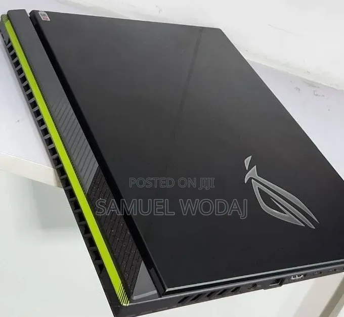 New Laptop Asus ROG Strix G15 16GB Intel Core i9 SSD 1T