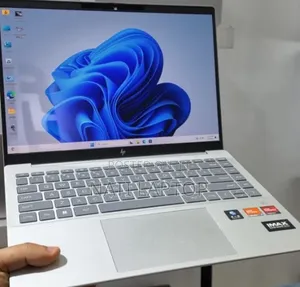 New Laptop HP Pavilion 14 16GB AMD Ryzen 7 SSD 1T