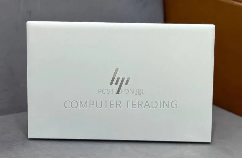 New Laptop HP EliteBook 830 G8 16GB Intel Core i7 SSD 512GB