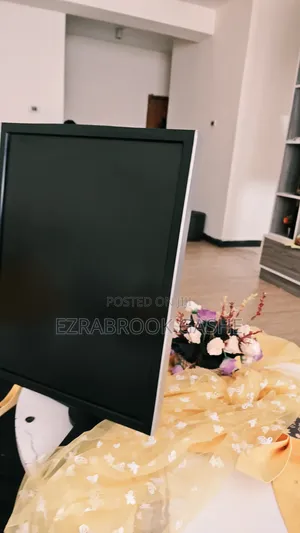 Dell 20.1inch UltraSharp Monitor