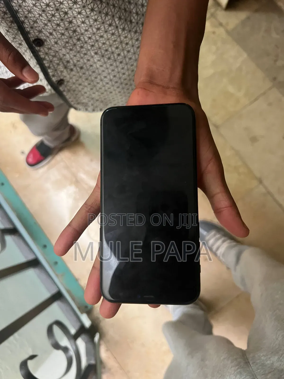 Apple iPhone 11 Pro 64 GB Gray