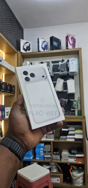 New Apple iPhone 17 Pro Max 512 GB Silver