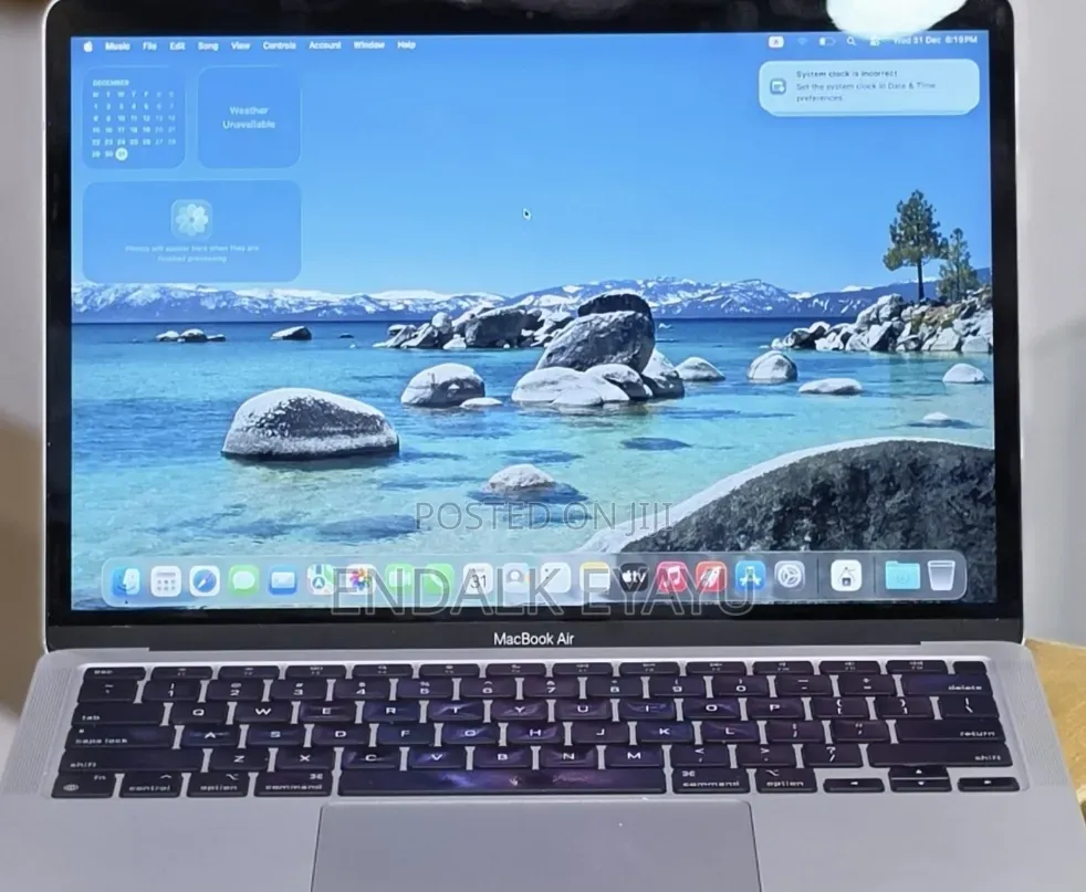 New Laptop Apple MacBook Air 2020 M1 8GB Apple M1 SSD 256GB