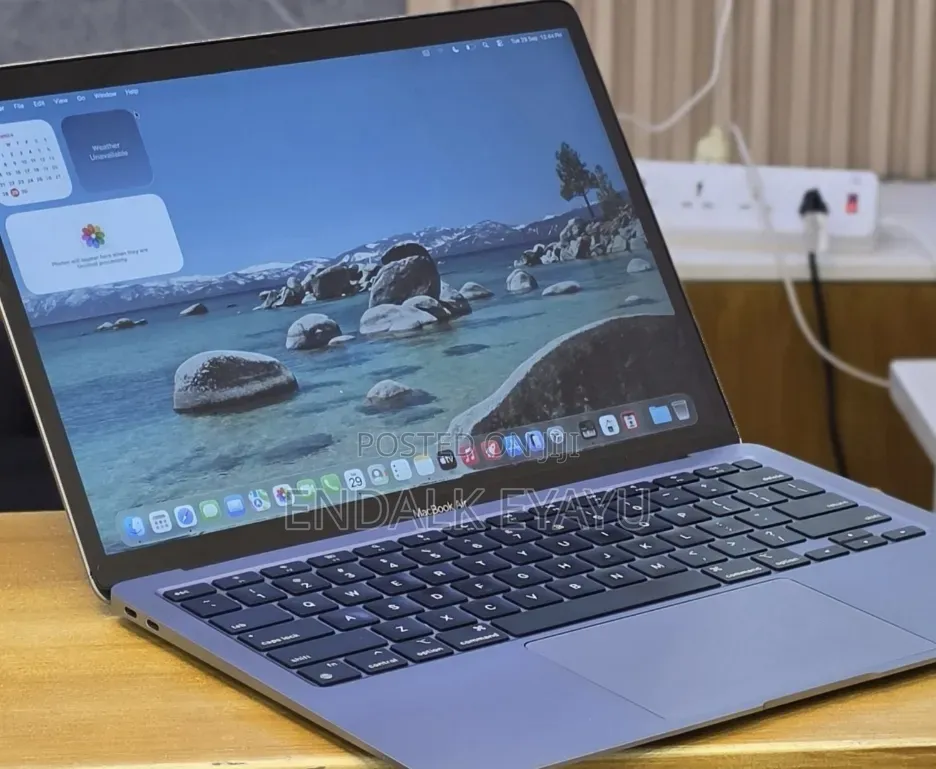 New Laptop Apple MacBook Air 2020 M1 16GB Apple M1 SSD 512GB