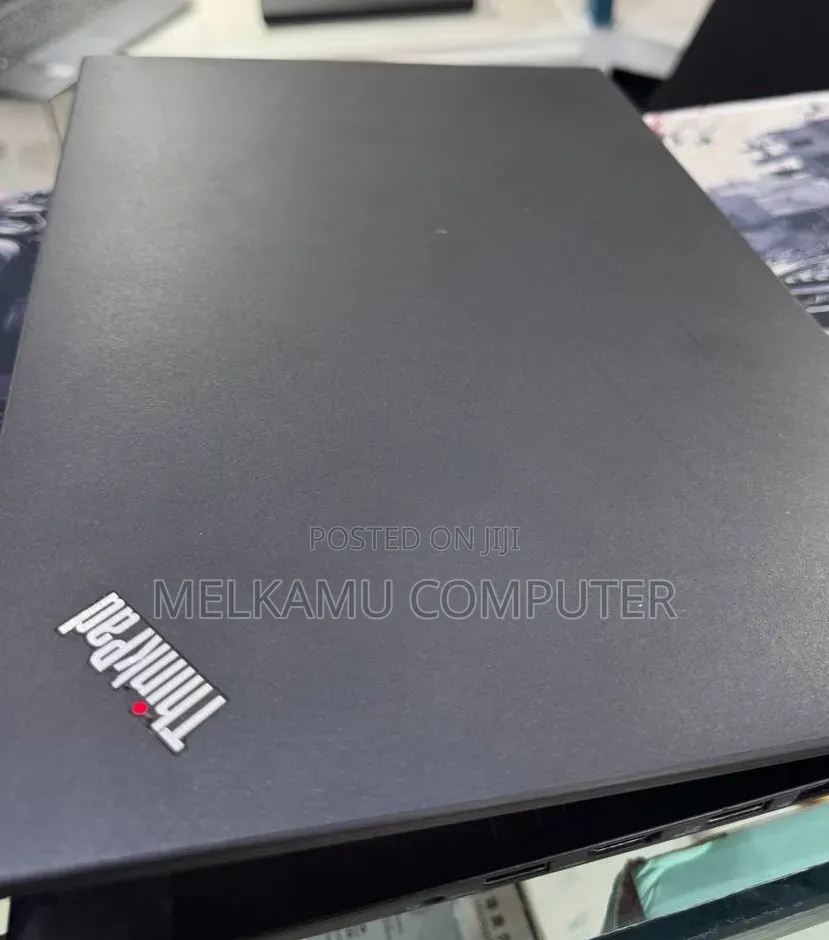 New Laptop Lenovo ThinkPad T480 8GB Intel Core i5 SSD 256GB