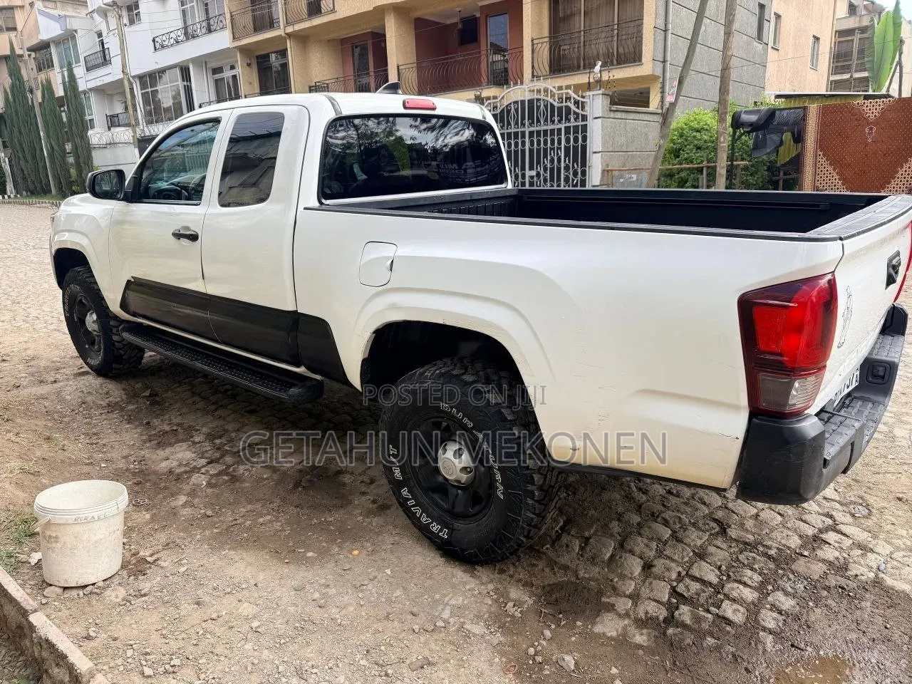 Toyota Tacoma 2020 White