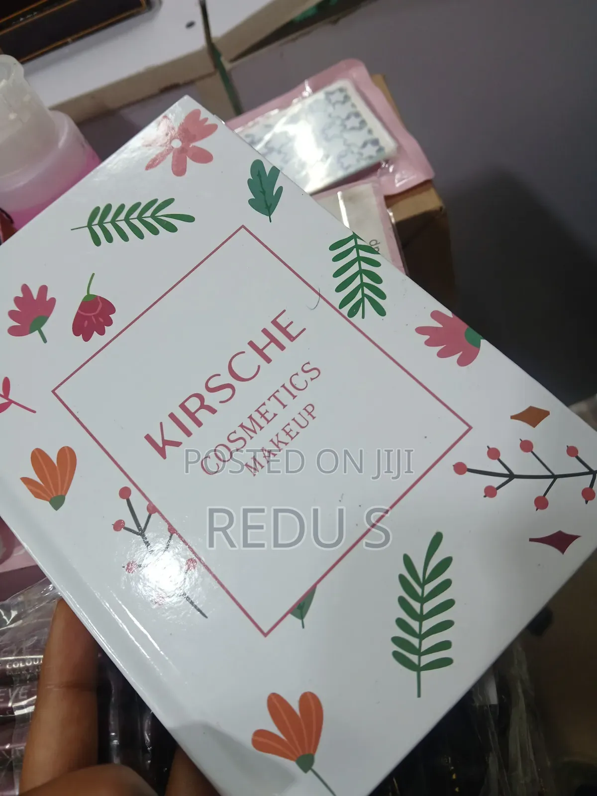 Makeup Kirshe Cosmotics