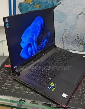 New Laptop Asus ROG Strix G16 32GB Intel Core i9 SSD 1T