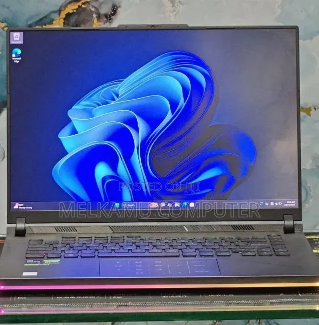 New Laptop Asus ROG Strix G16 32GB Intel Core i9 SSD 1T