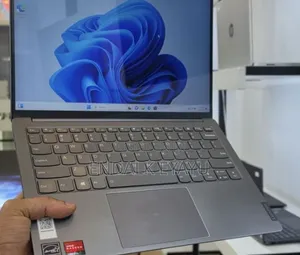 New Laptop Lenovo IdeaPad 1 16GB AMD Ryzen 7 SSD 512GB