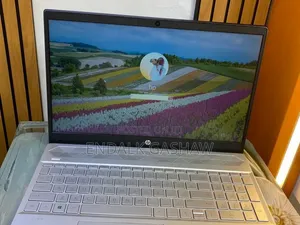 New Laptop HP Pavilion 15 8GB Intel Core i5 SSD 512GB