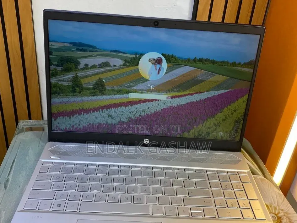 New Laptop HP Pavilion 15 8GB Intel Core i5 SSD 512GB