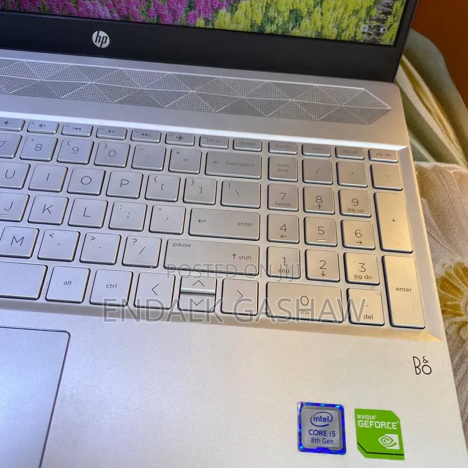 New Laptop HP Pavilion 15 8GB Intel Core i5 SSD 512GB