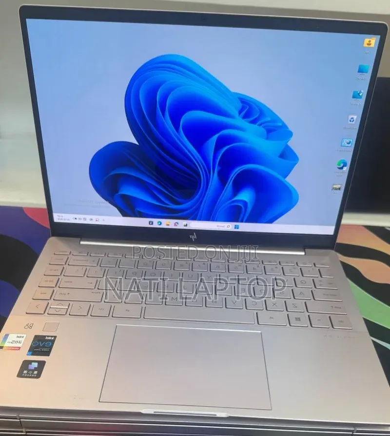 New Laptop HP Pavilion 14 16GB Intel Core i7 SSD 1T