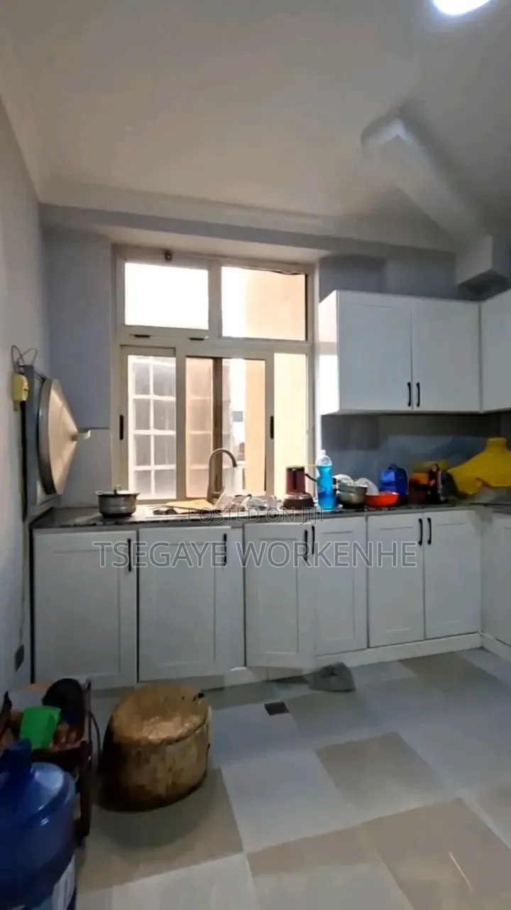 Furnished 2bdrm Condo in Lideta for sale