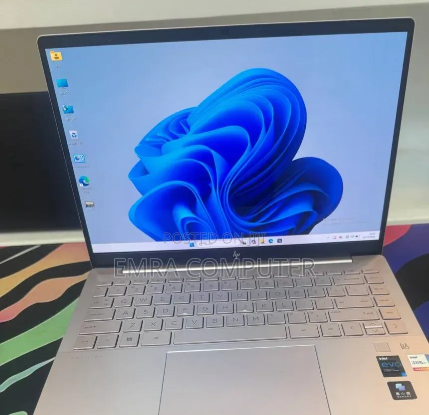 New Laptop HP Pavilion 14 16GB Intel Core i7 SSD 1T