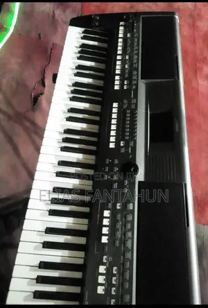 Yamaha 670 Keyboard