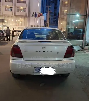 Toyota Platz 2002 White