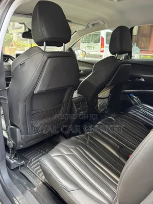 Peugeot 5008 2020 Gray