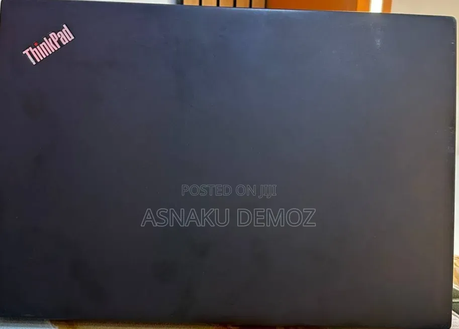 New Laptop Lenovo ThinkPad T490s 8GB Intel Core i5 SSD 512GB