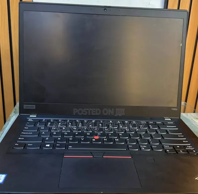 New Laptop Lenovo ThinkPad T490s 8GB Intel Core i5 SSD 512GB