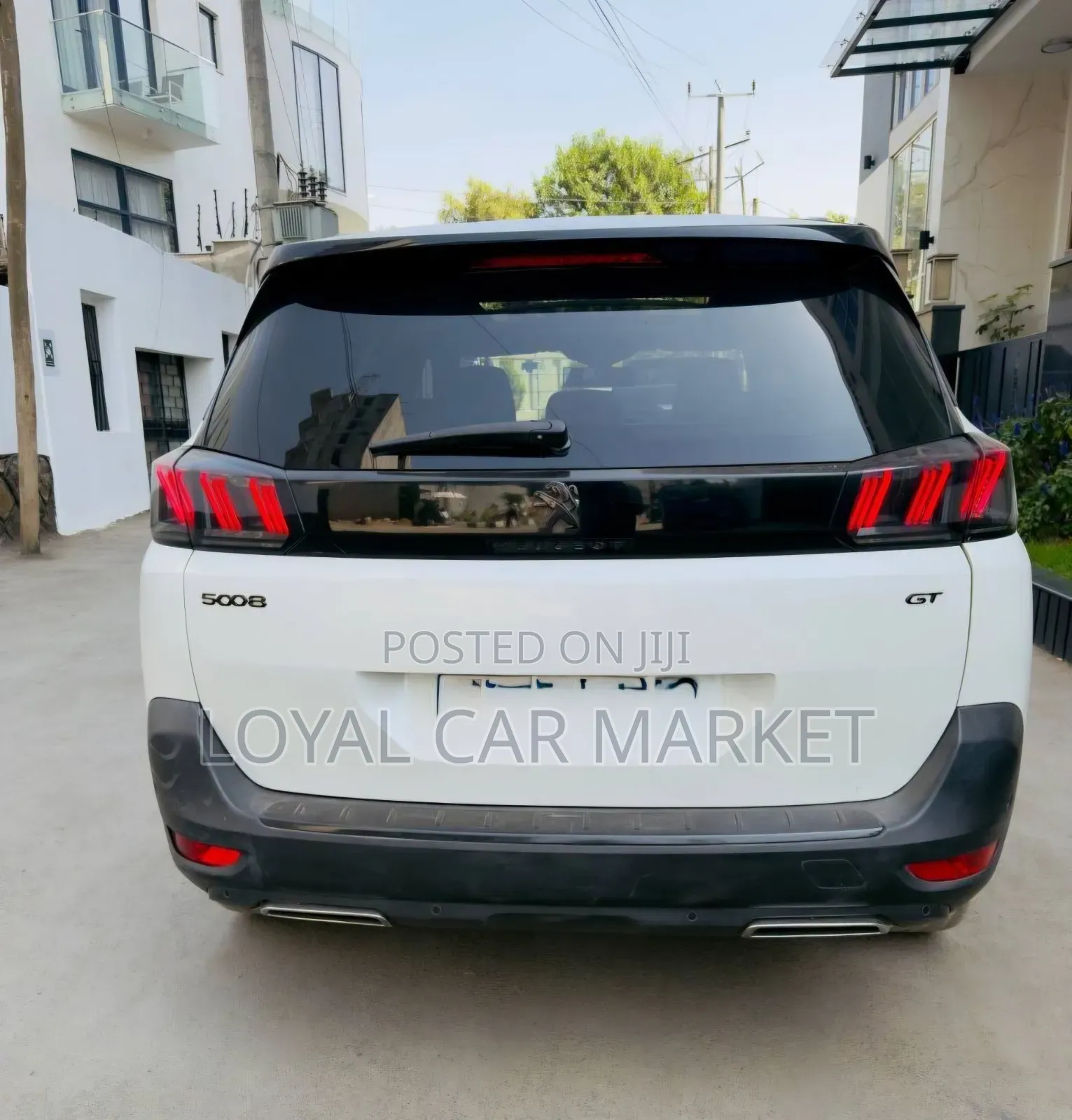Peugeot 5008 2021 White