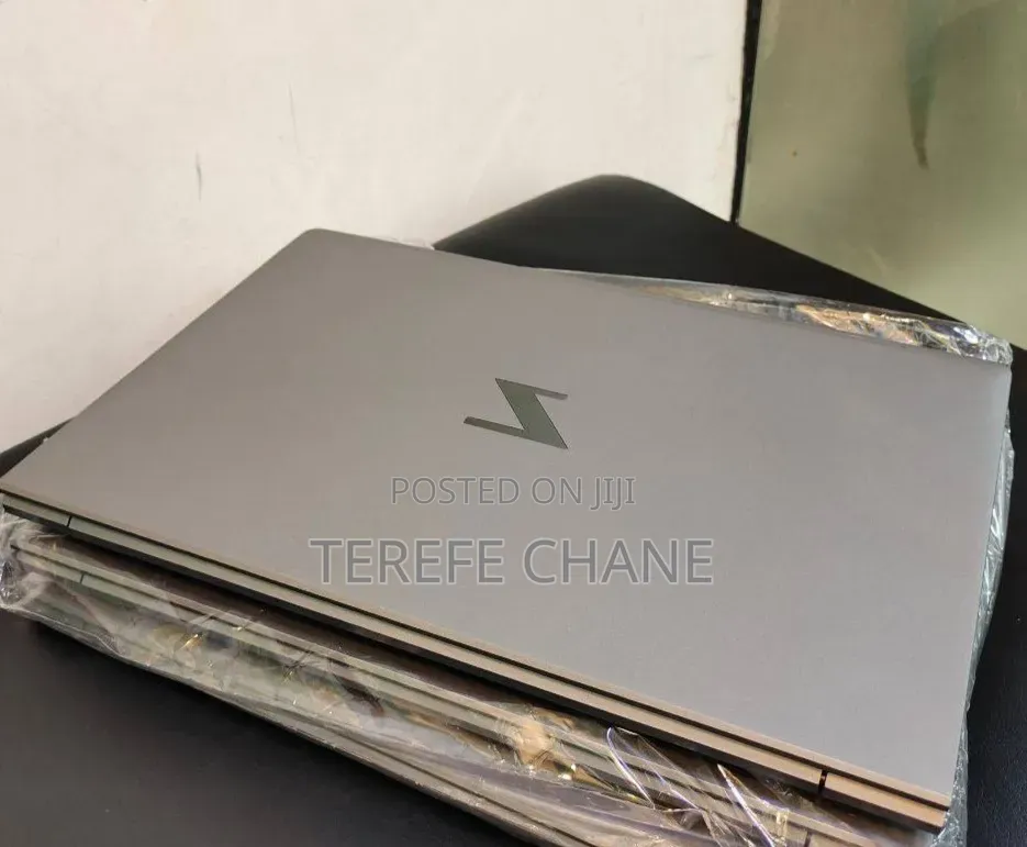 New Laptop HP ZBook Power G7 16GB Intel Core i7 SSD 512GB