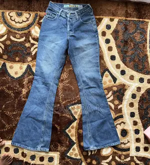 Second Hand Jeans