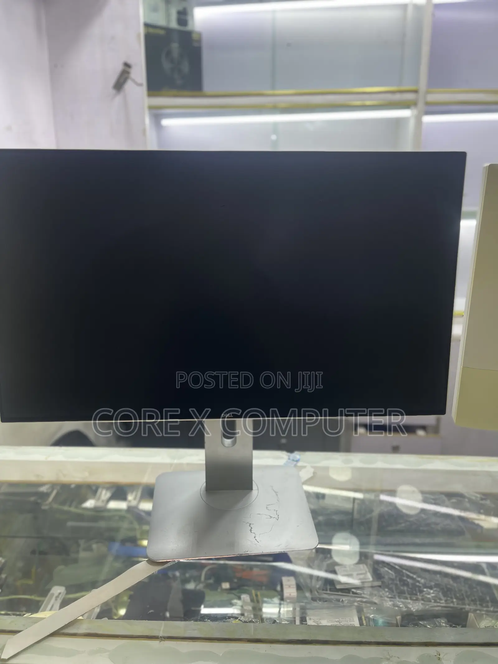 Monitor 24 Inch