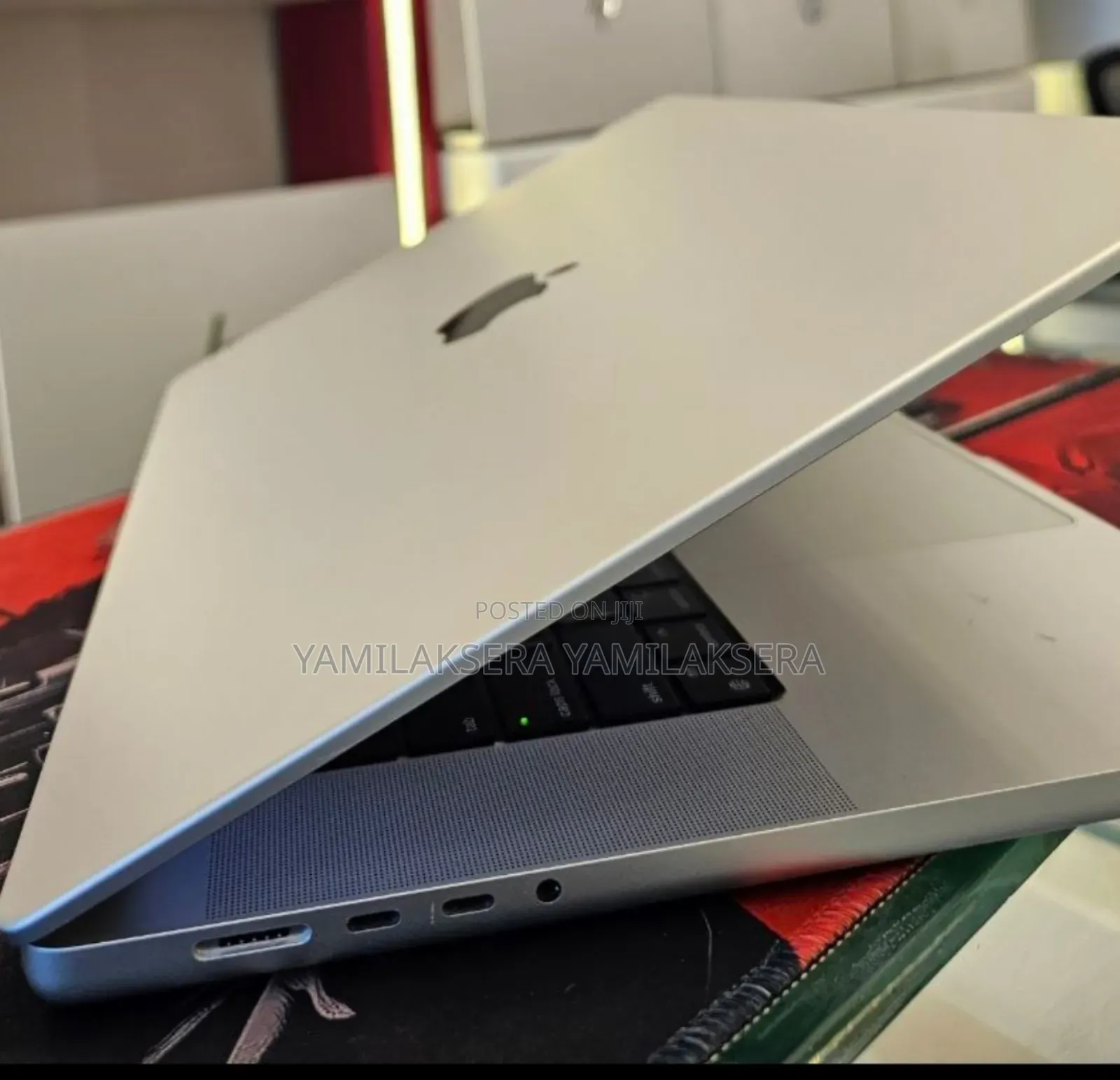 New Laptop Apple MacBook Pro 2021 M1 16GB Apple M1 Pro SSD 512GB