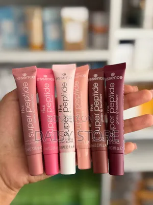 Essence the Super Peptide Glossy Lip Treatment (10ml)
