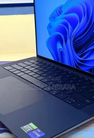 New Laptop Dell Precision 5560 16GB Intel Core i9 SSD 512GB