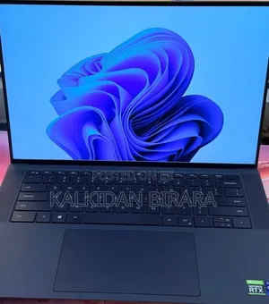 New Laptop Dell Precision 5560 16GB Intel Core i9 SSD 512GB