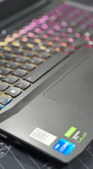 New Laptop Lenovo IdeaPad U310 8GB Intel Core i5 SSD 512GB