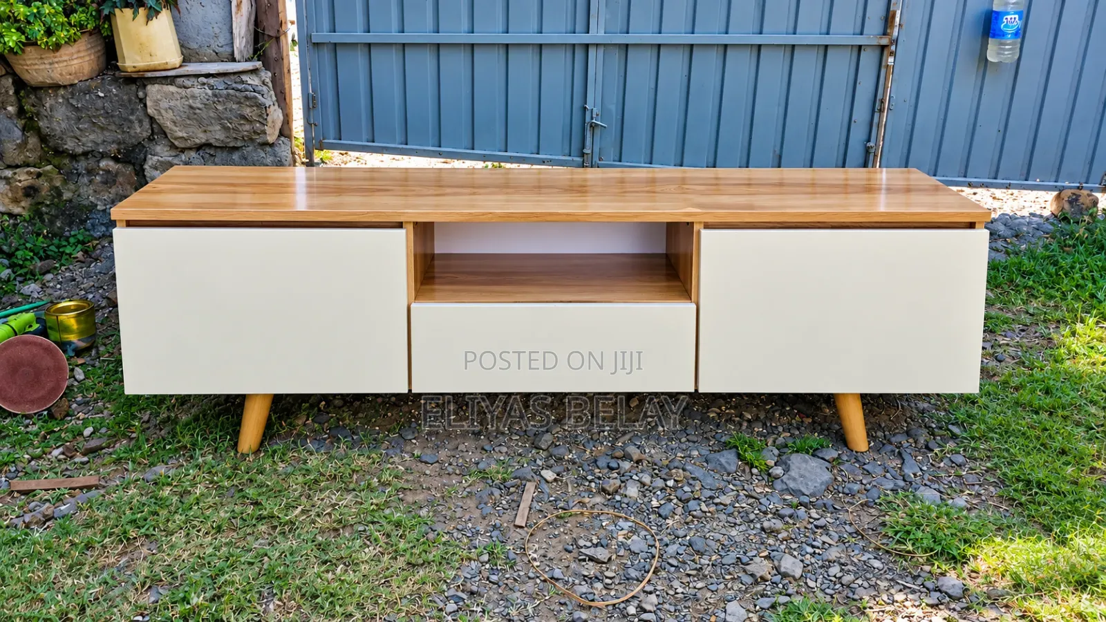 Laminated TV Stand