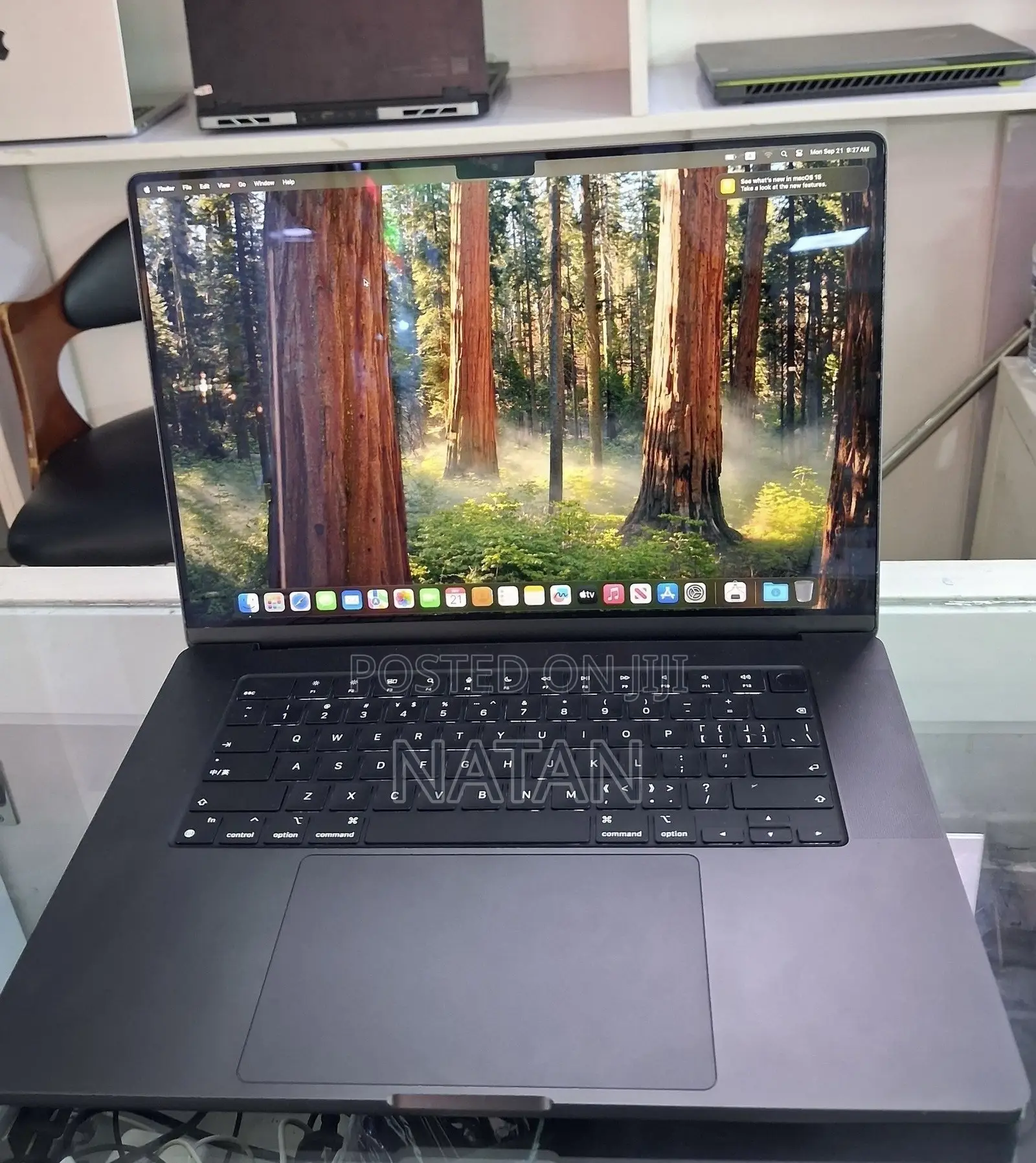 New Laptop Apple MacBook Pro 2024 M4 Max 48GB Apple M4 Max SSD 2T