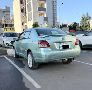Toyota Yaris 2008 Green