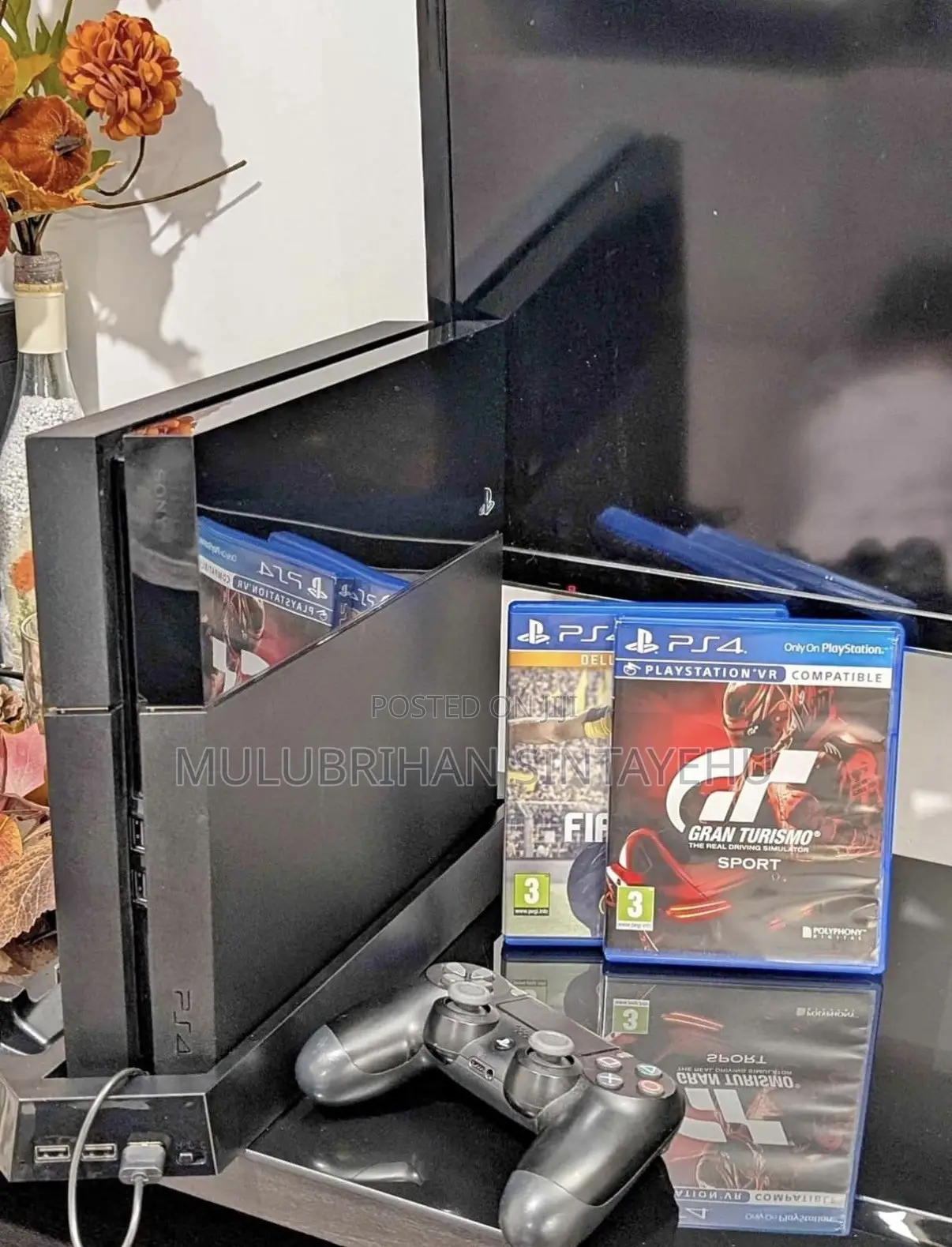 PS4 Fat, 2 Games, Cooling Stand, Charging Stations (UK Imported)