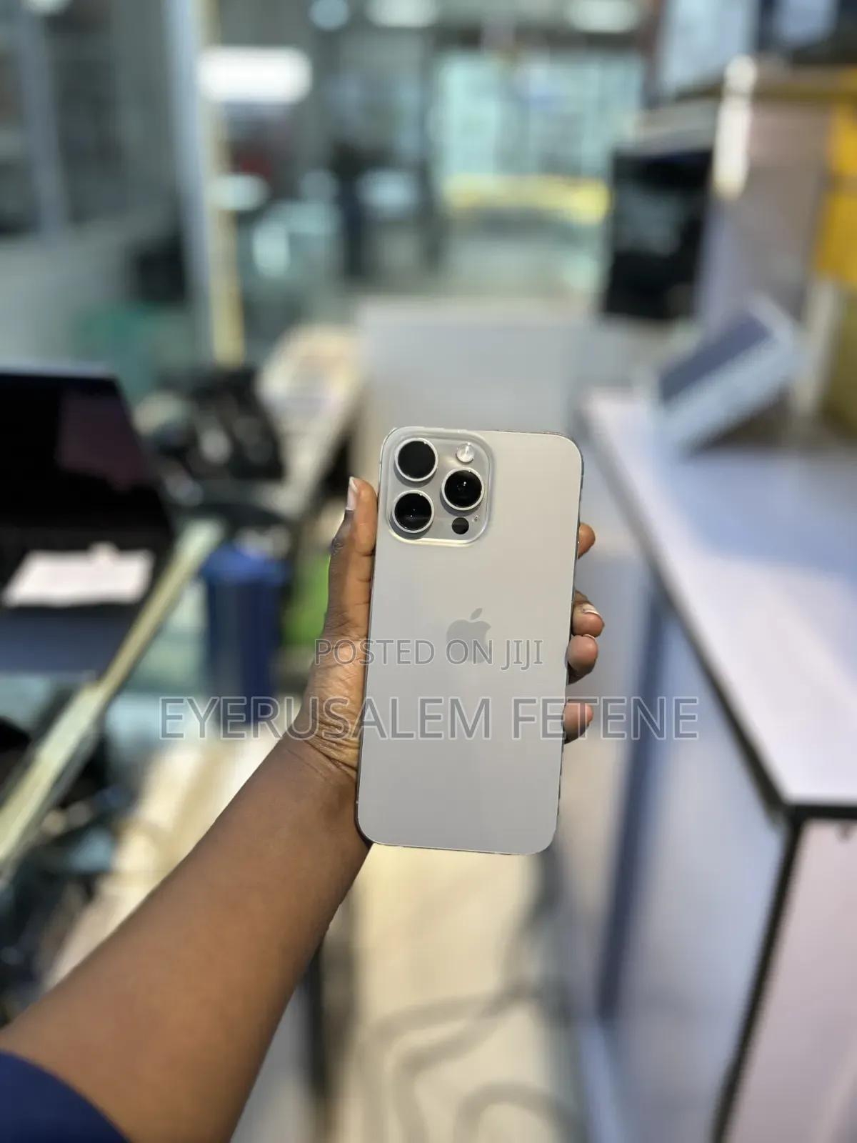 Apple iPhone 15 Pro Max 256 GB