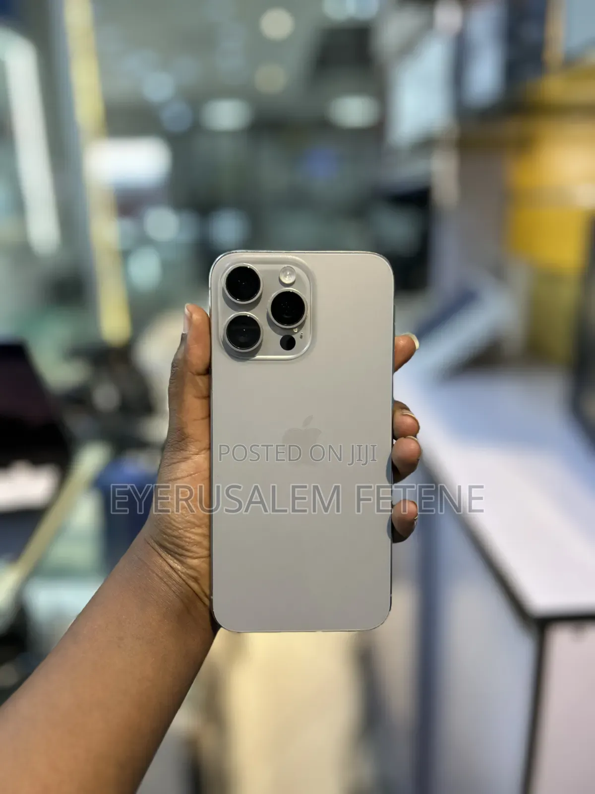 Apple iPhone 15 Pro Max 256 GB