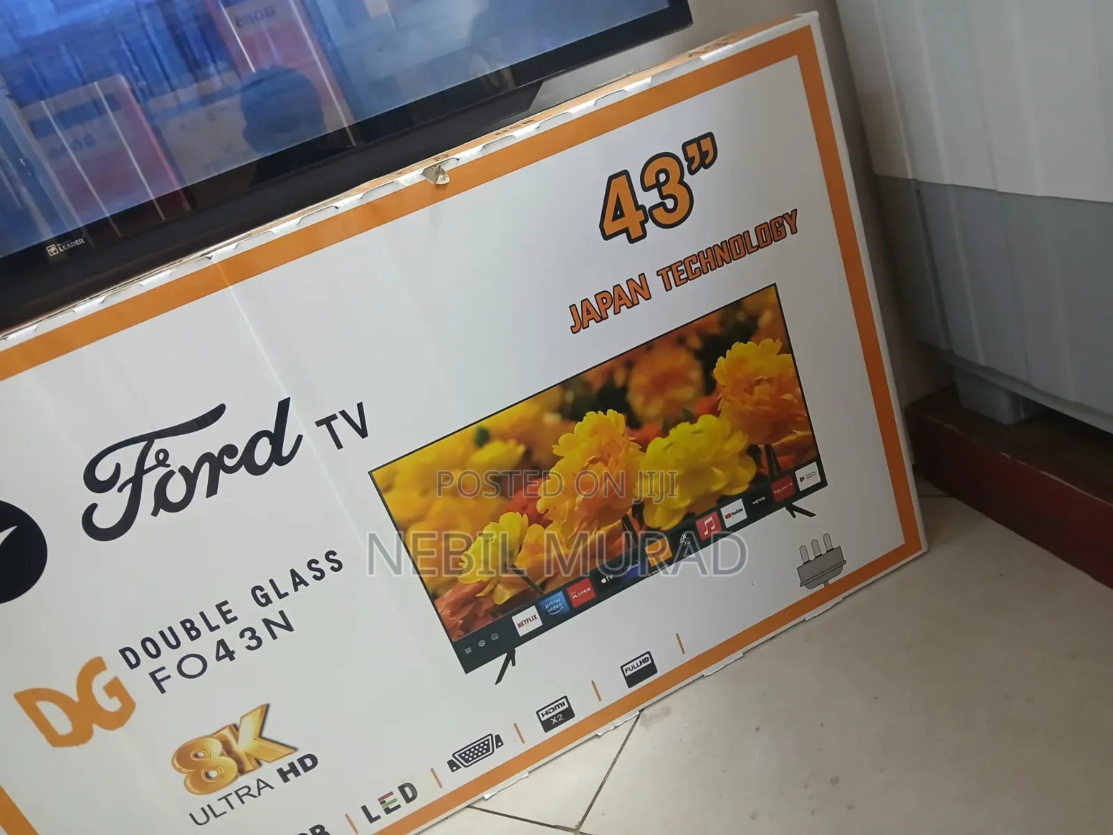Ford Smart 43in TV