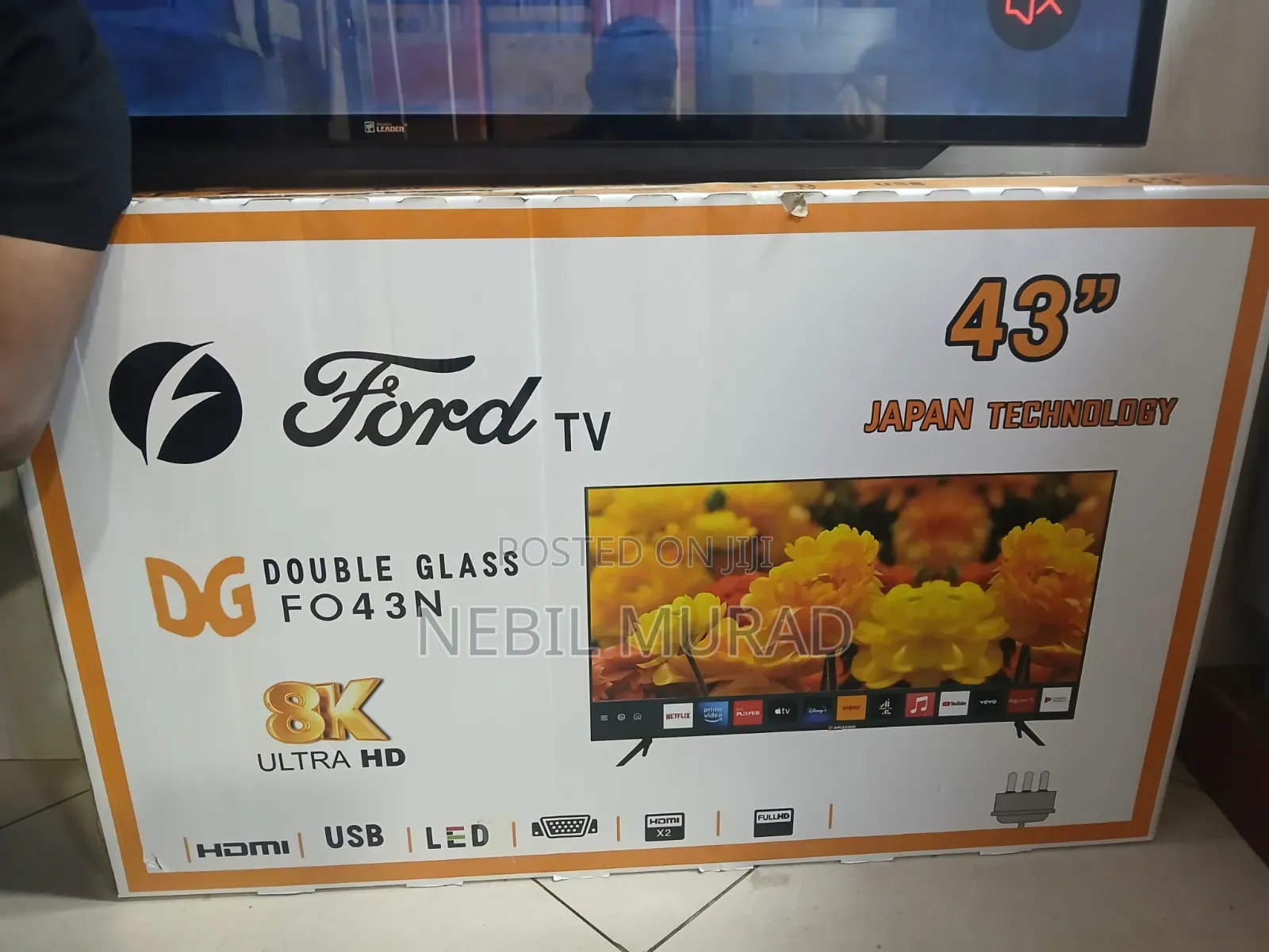 Ford Smart 43in TV