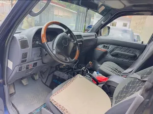 Toyota Land Cruiser 90 1997 Blue