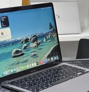 New Laptop Apple MacBook Air 2022 M2 16GB Apple M2 SSD 256GB