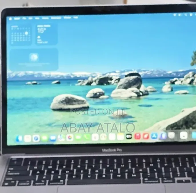 New Laptop Apple MacBook Air 2022 M2 16GB Apple M2 SSD 256GB