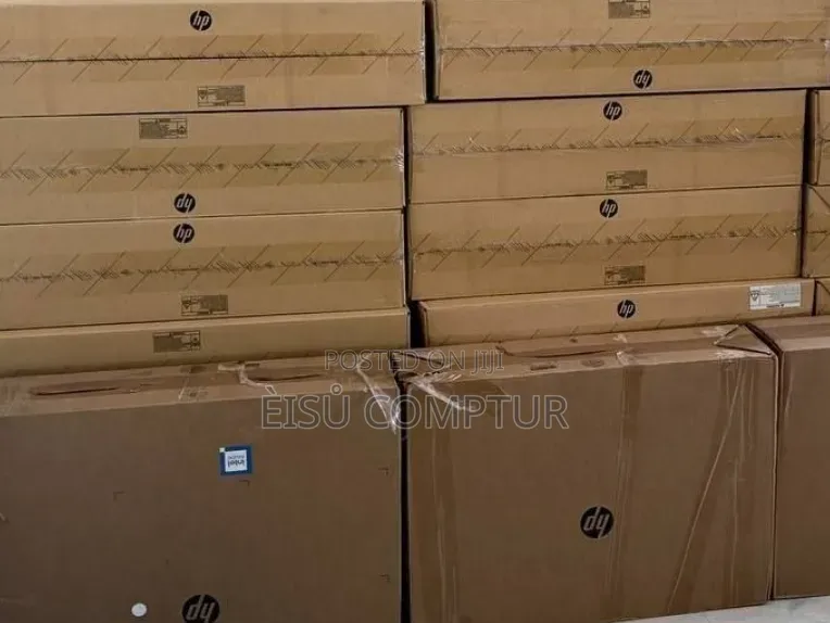 New HP 200 G4 22 All-in-One 8GB Intel Core i5 SSD 512GB