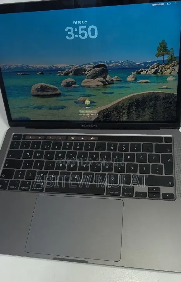 New Laptop Apple MacBook Pro 2020 M1 8GB Apple M1 SSD 256GB