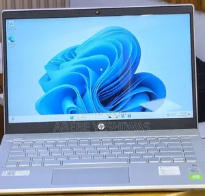 New Laptop HP Pavilion 14 8GB Intel Core i5 SSD 512GB