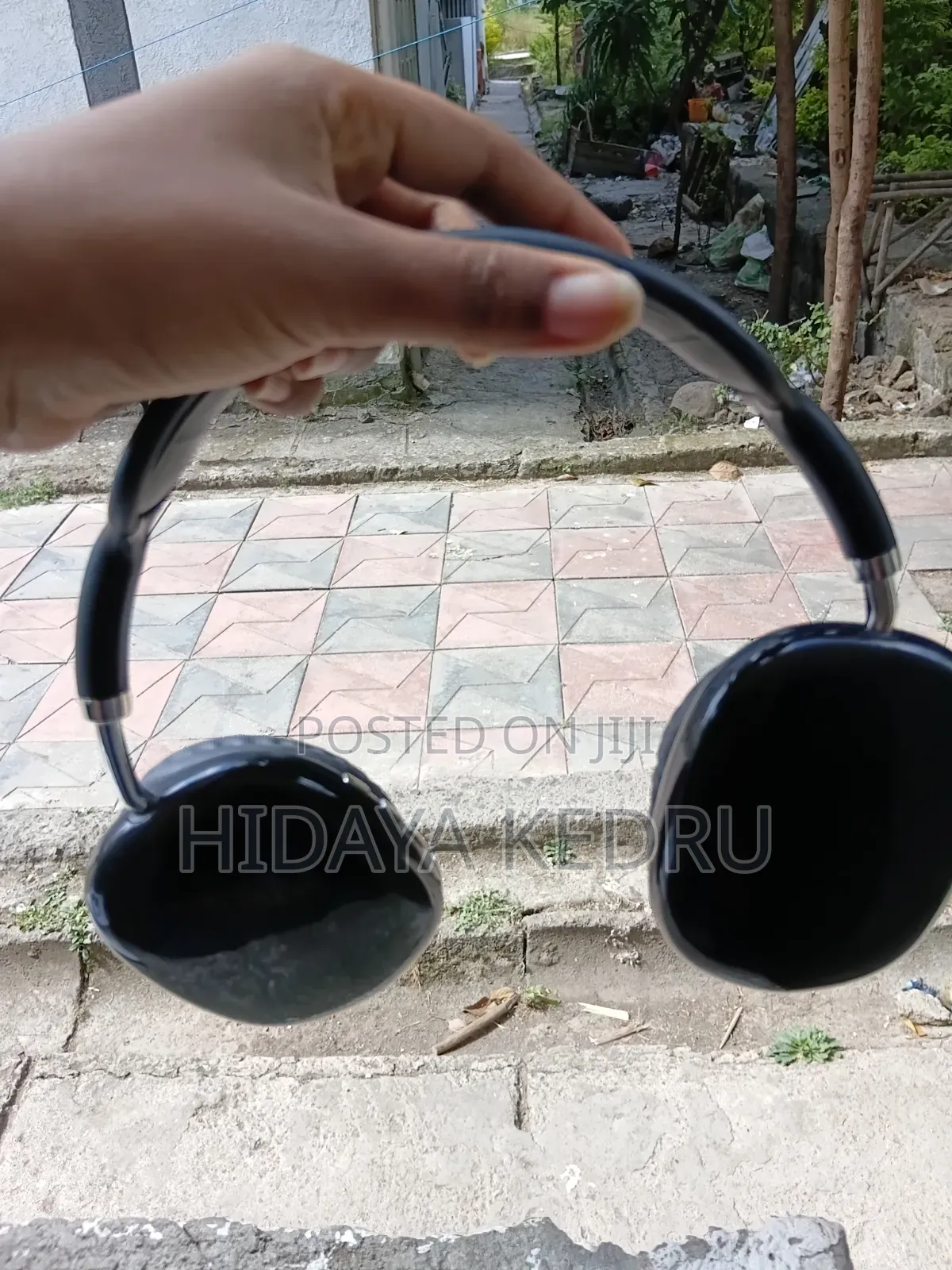 A Brand New Head Set Black Colour With Fair Price