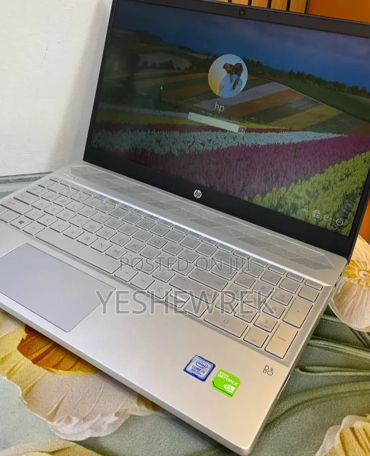 New Laptop HP Pavilion 15 8GB Intel Core i5 SSD 512GB